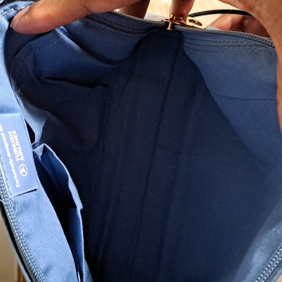 Salvatore Ferragamo for Turkish Airlines Business Class Toiletry Bag - Picture 10 of 14